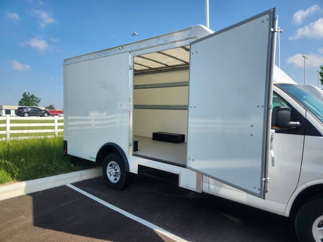 New 2024 Chevrolet Express 3500 w/ Power Convenience Package image 12