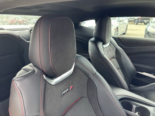 Used 2021 Chevrolet Camaro ZL1 image 27