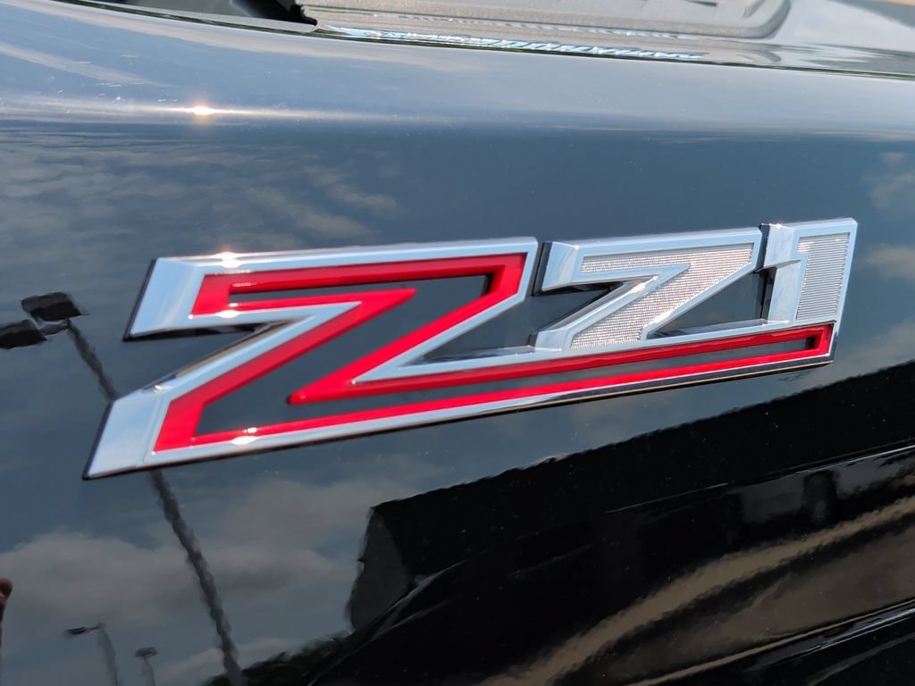 Used 2025 Chevrolet Silverado 3500 LTZ w/ LTZ Premium Package AWD/4WD image 42