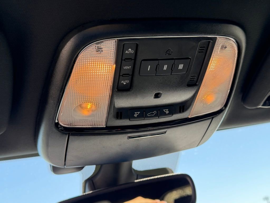 Used 2024 Dodge Durango R/T AWD/4WD image 28