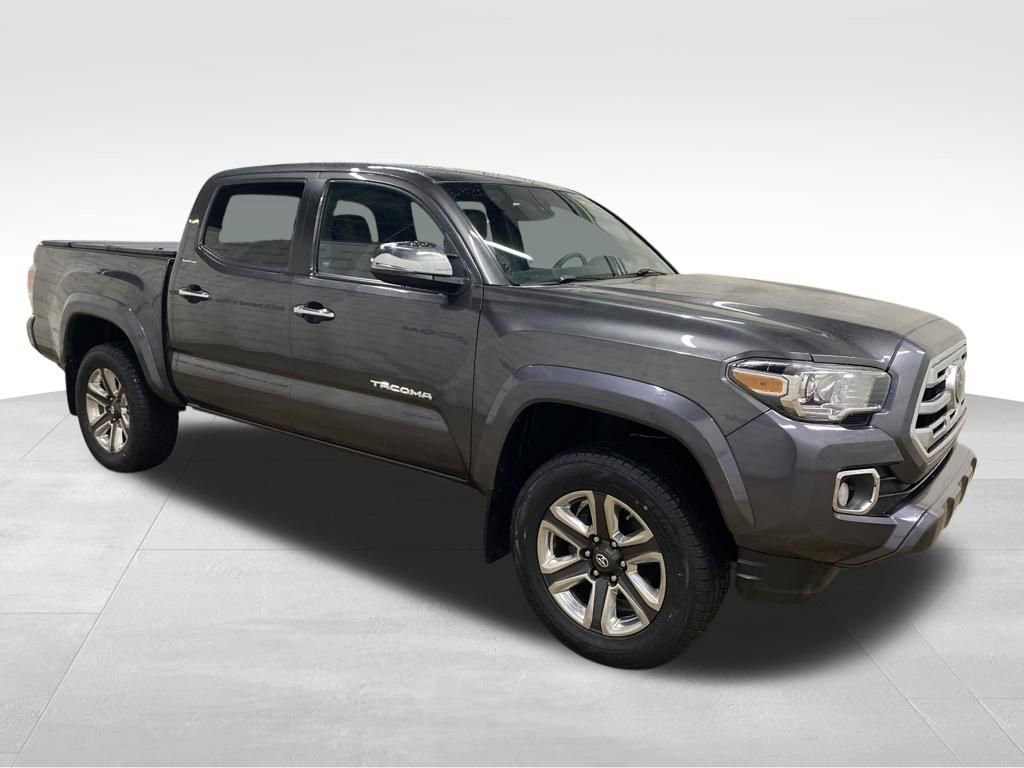 Used 2018 Toyota Tacoma Limited w/ Four Season Floor Mat Package image 2