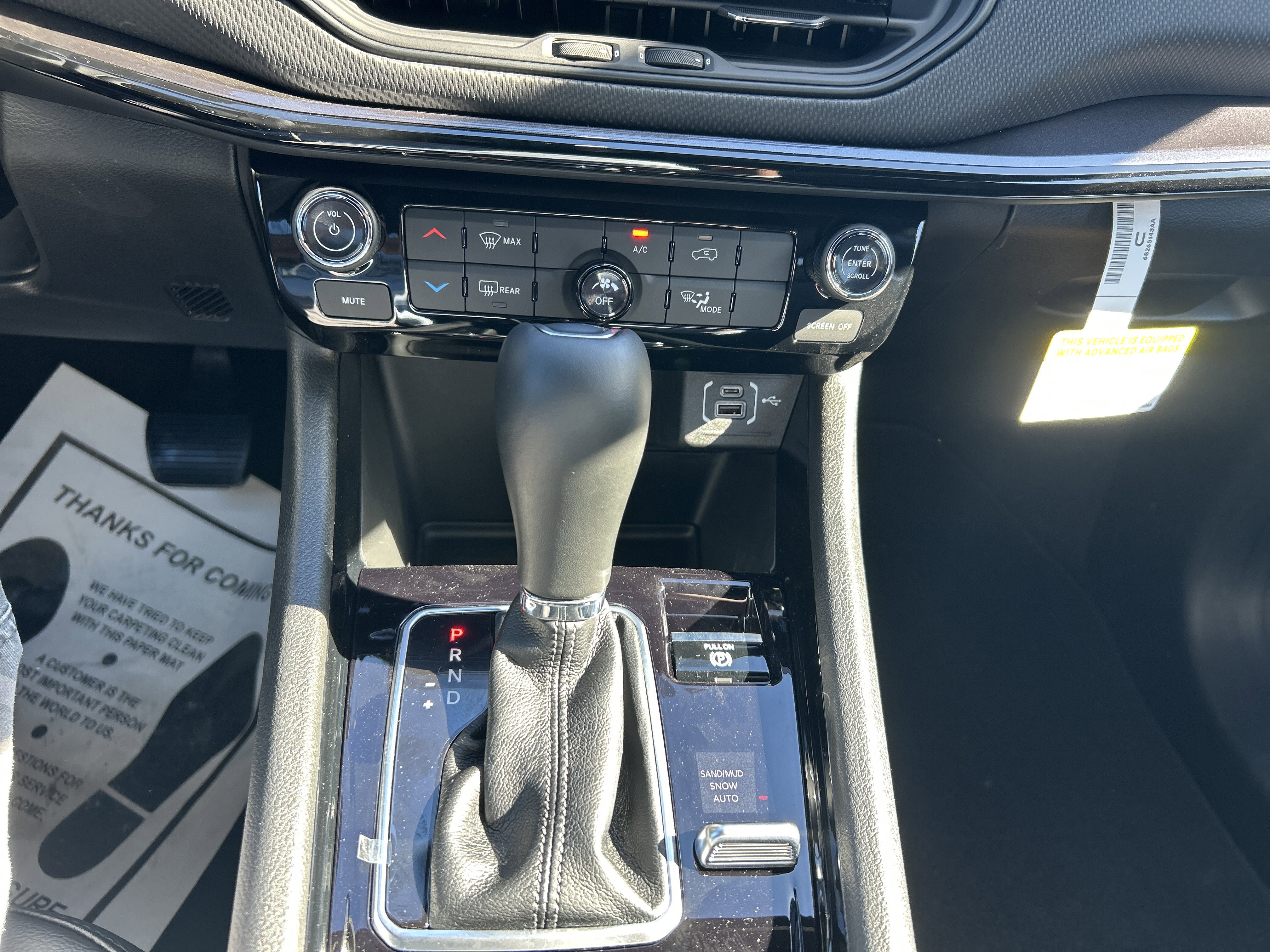 New 2026 Jeep Compass Latitude image 23