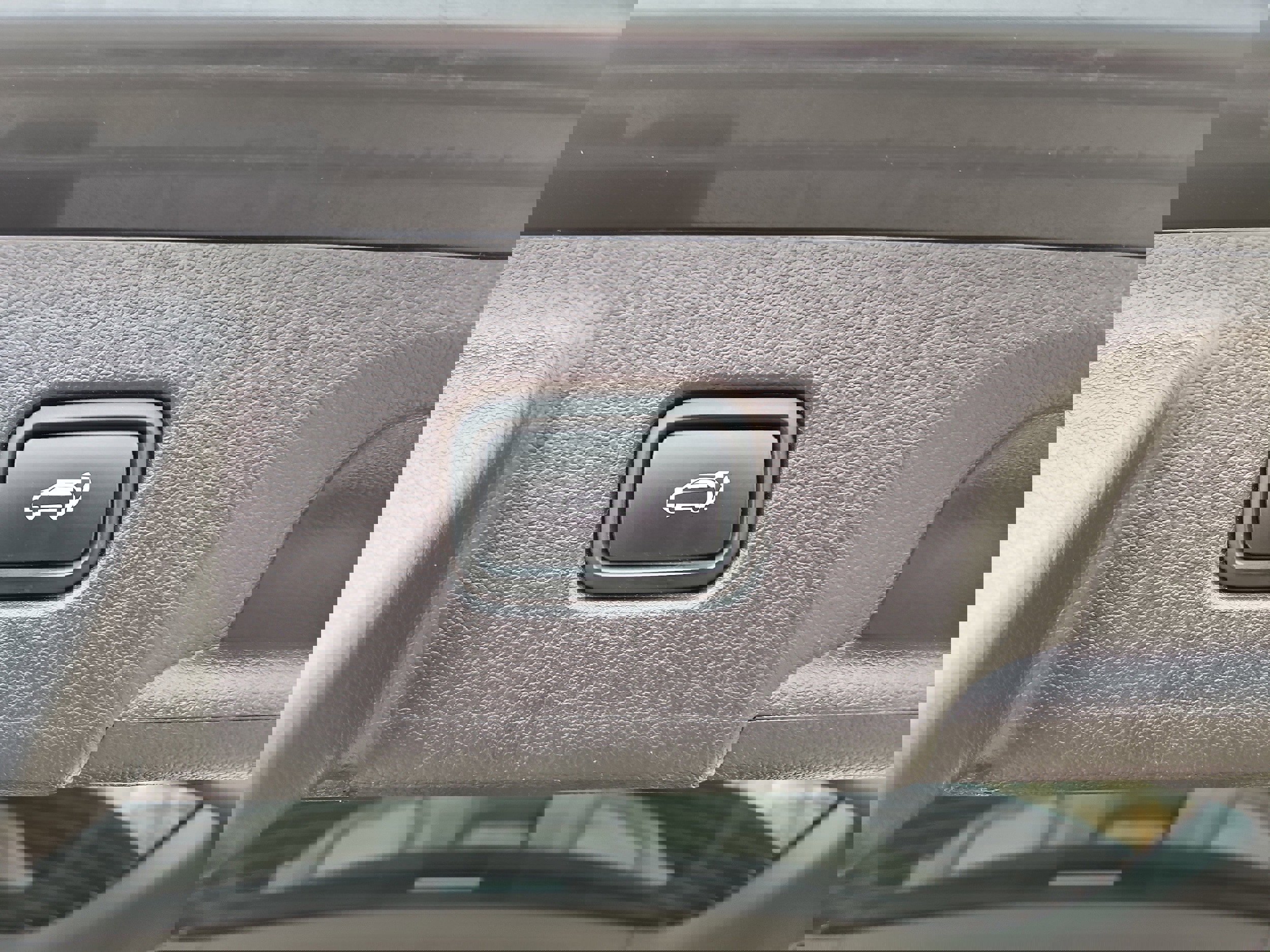 Used 2020 Hyundai Palisade Limited image 16