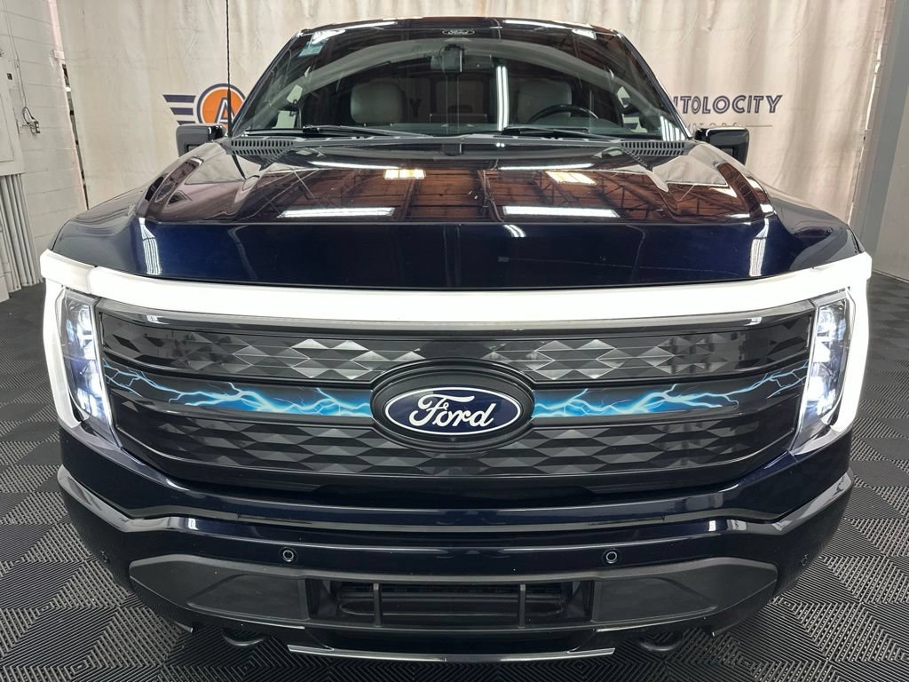 Used 2024 Ford F150 Lightning Platinum AWD/4WD image 3