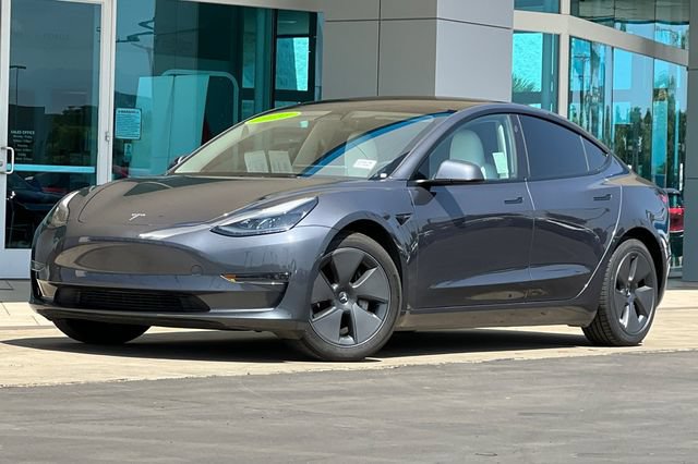 Used 2023 Tesla Model 3 Standard Range RWD image 8