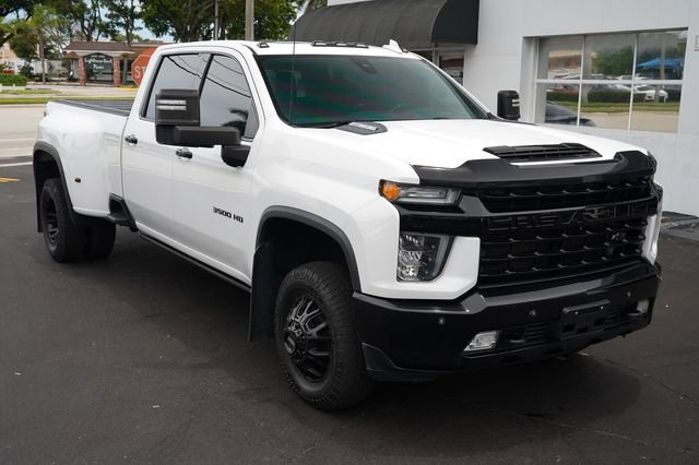 Used 2020 Chevrolet Silverado 3500 LTZ w/ LTZ Plus Package AWD/4WD image 17