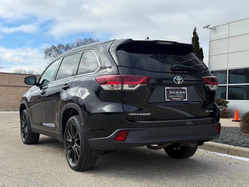 Used 2019 Toyota Highlander SE image 5