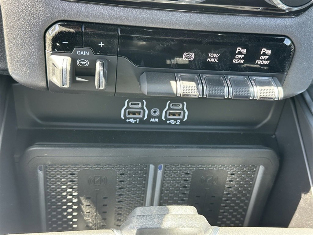 New 2025 RAM 2500 Big Horn image 27