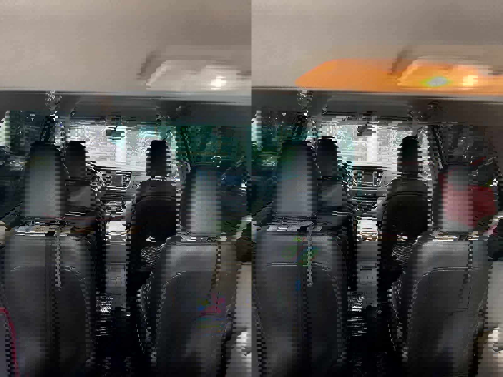 Used 2019 Kia Sedona EX image 10