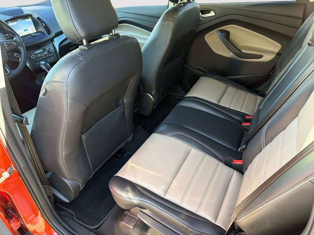 Used 2019 Ford Escape SEL AWD/4WD image 15