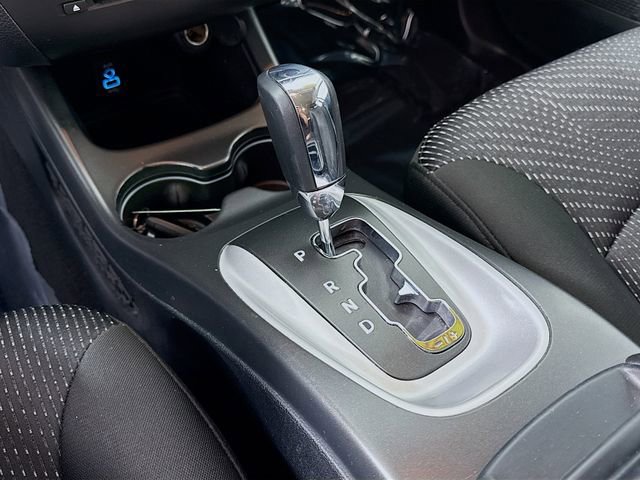Used 2020 Dodge Journey SE w/ Blacktop Package FWD image 16