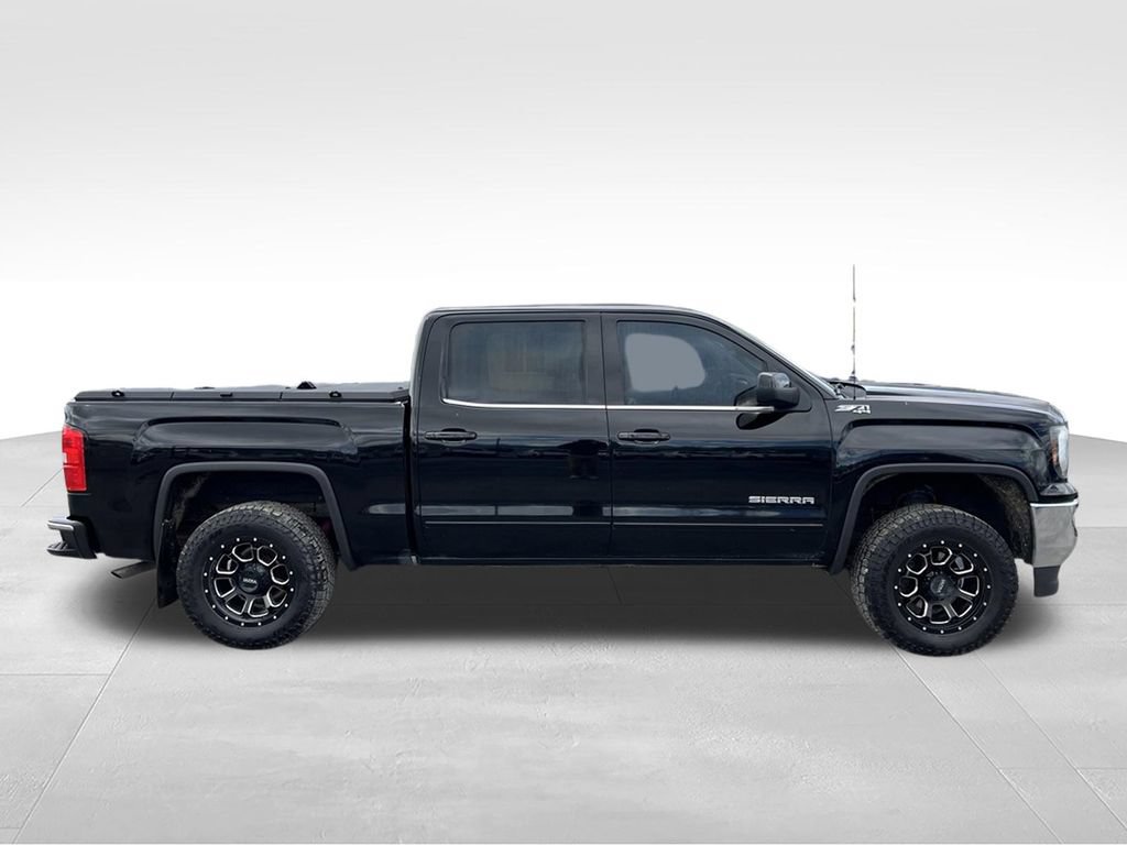Used 2017 GMC Sierra 1500 SLE w/ SLE Value Package AWD/4WD image 4