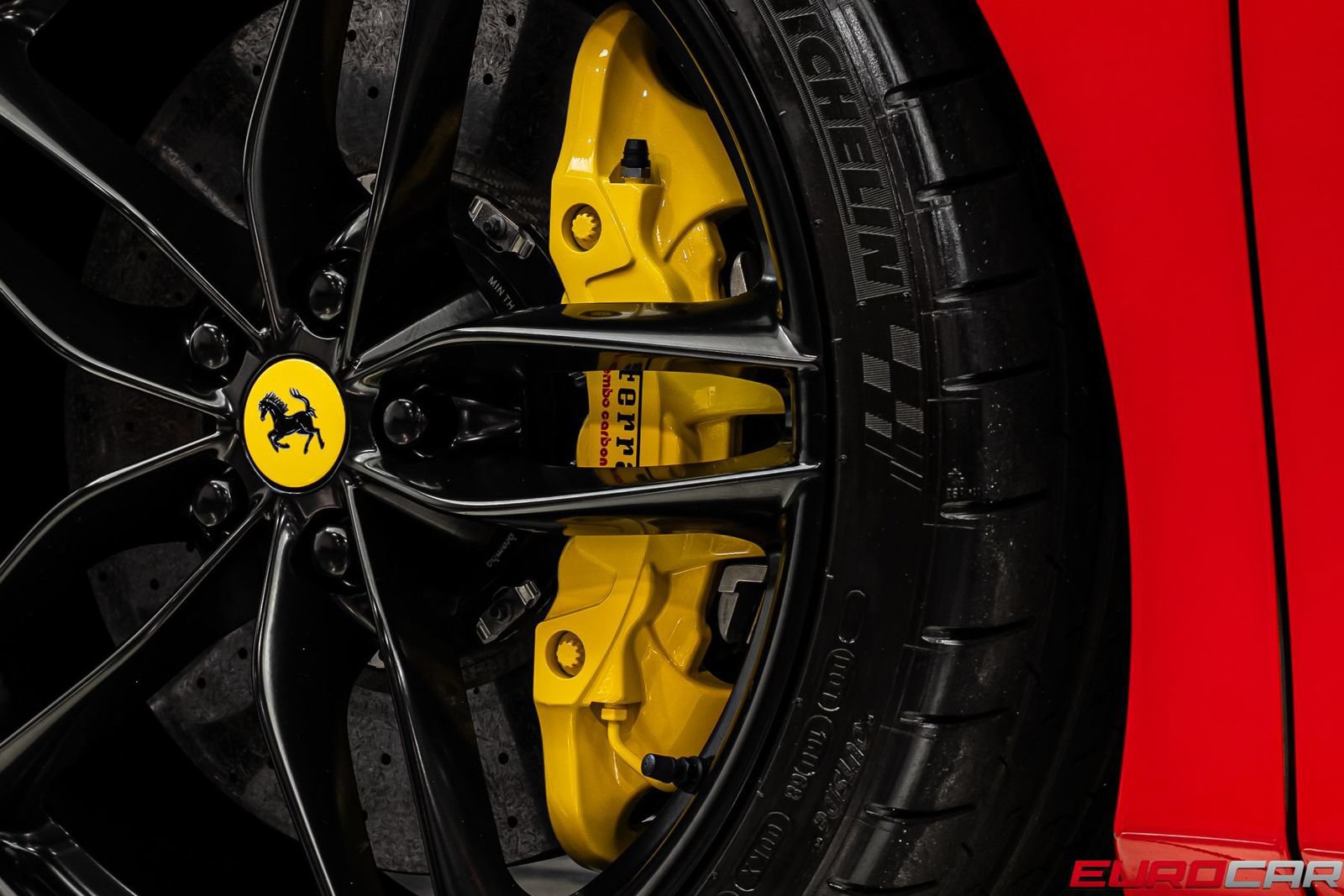 Used 2019 Ferrari 488 GTB RWD image 25