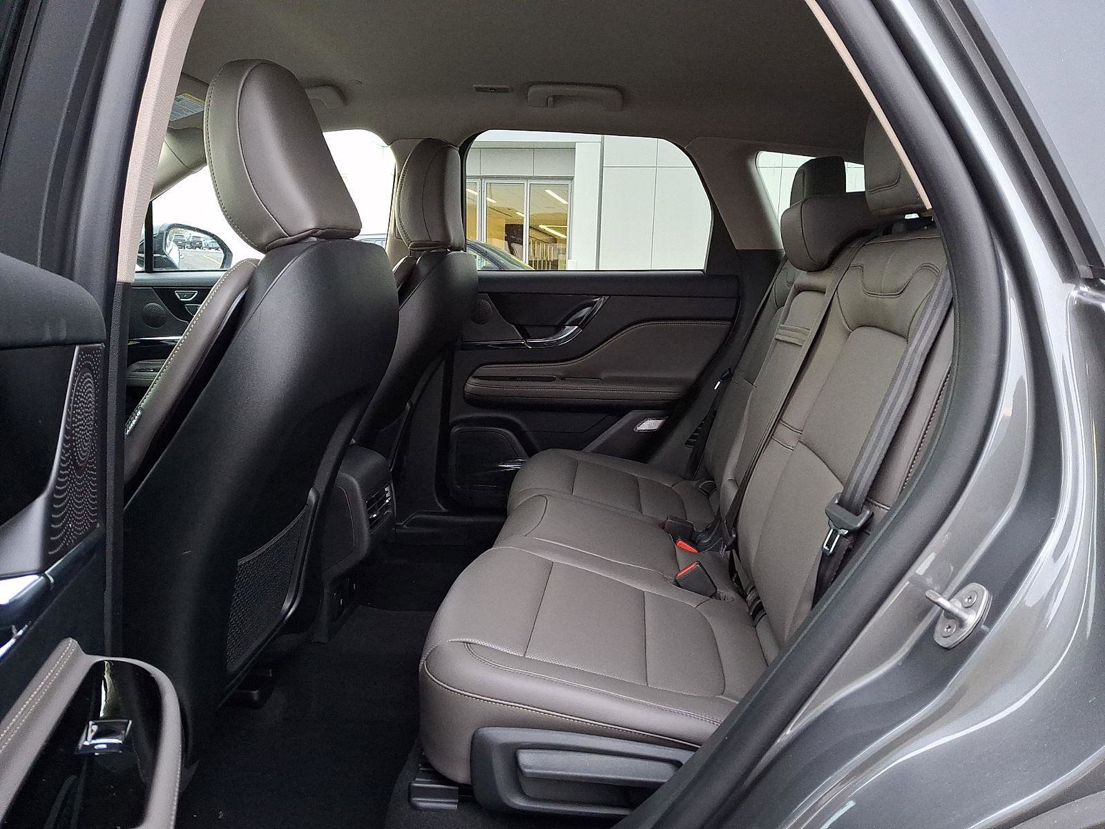 New 2026 Lincoln Corsair Premiere image 6