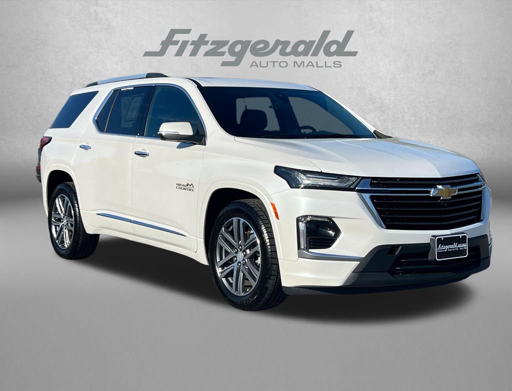 Used 2022 Chevrolet Traverse High Country image 1