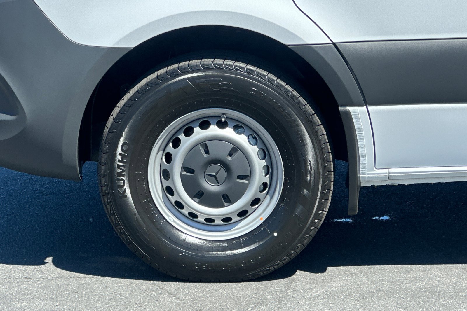 New 2025 Mercedes-Benz Sprinter 2500 image 25