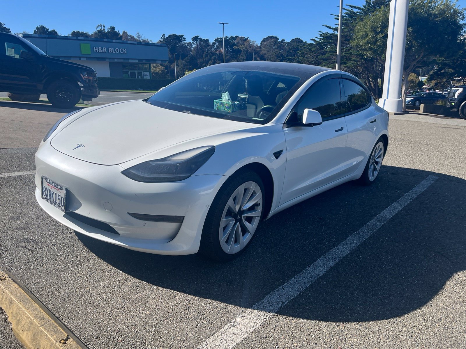Used 2021 Tesla Model 3 Standard Range Plus RWD image 3