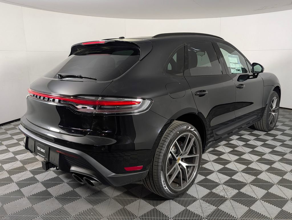New 2026 Porsche Macan image 7