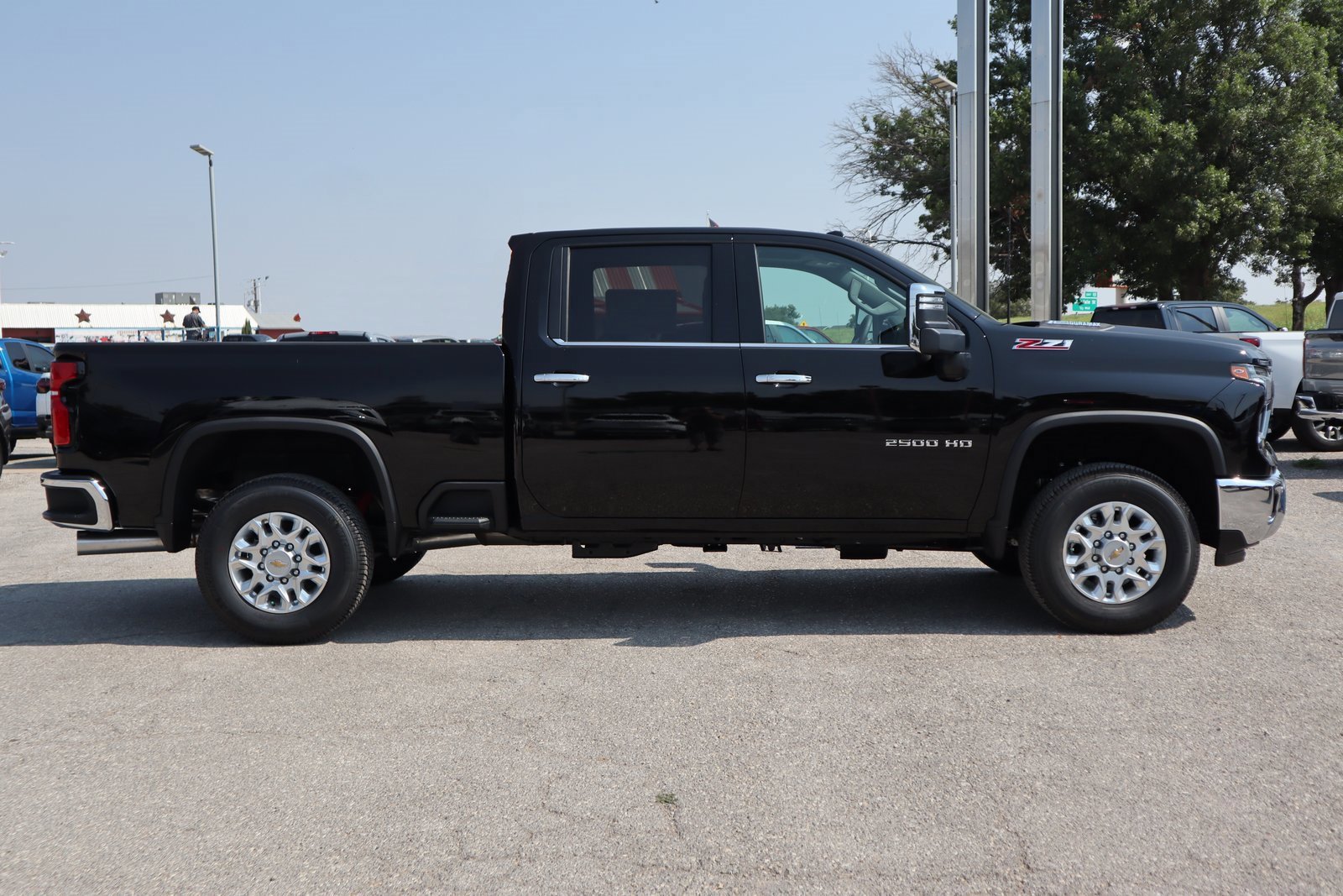 New 2025 Chevrolet Silverado 2500 LTZ w/ LTZ Convenience Package image 16