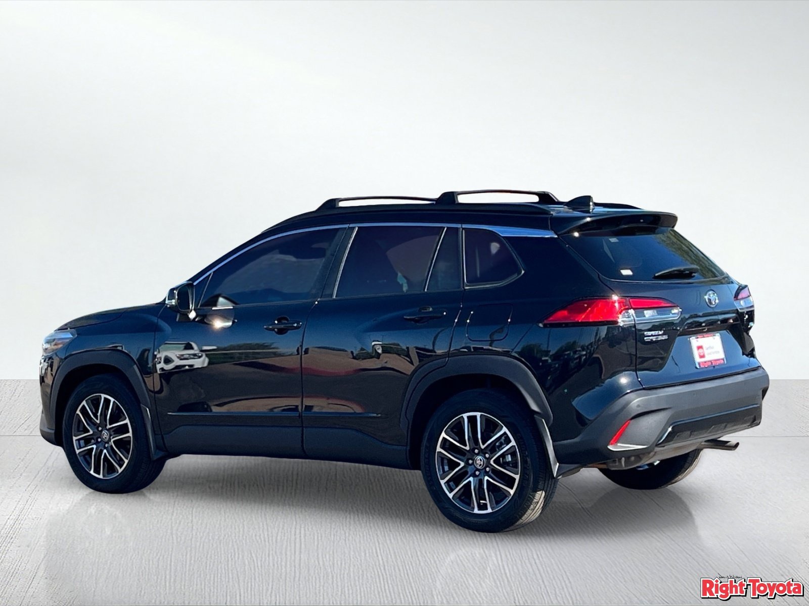 Certified 2026 Toyota Corolla Cross XLE w/ Convenience Package AWD/4WD image 5