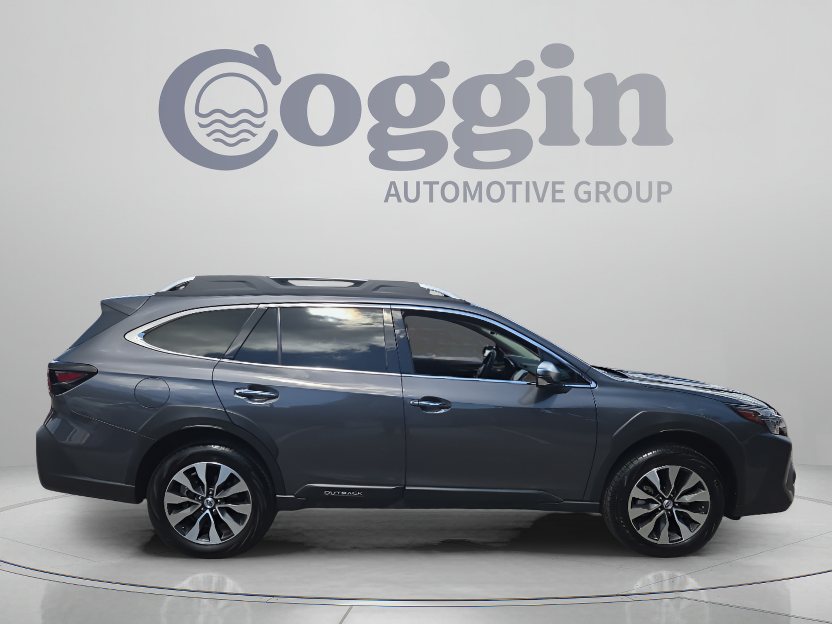 Used 2025 Subaru Outback Touring AWD/4WD image 6