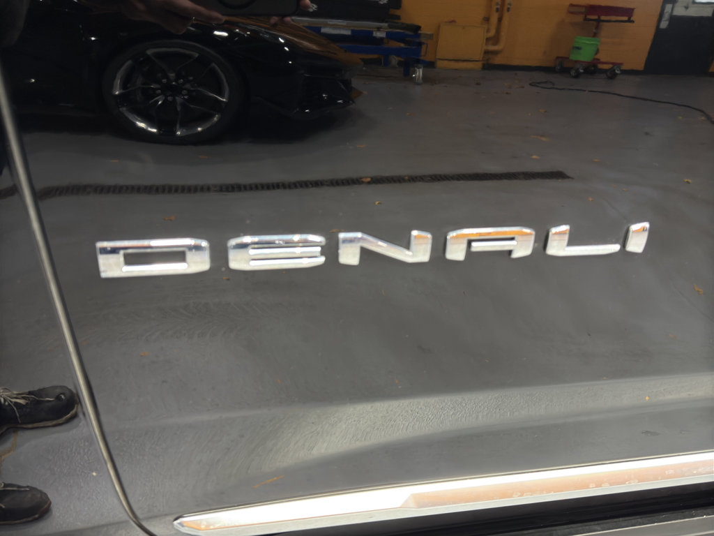 Used 2022 GMC Yukon XL Denali w/ Max Trailering Package image 10