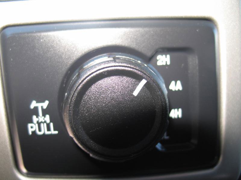 Used 2019 Ford F150 Lariat w/ Trailer Tow Package image 34