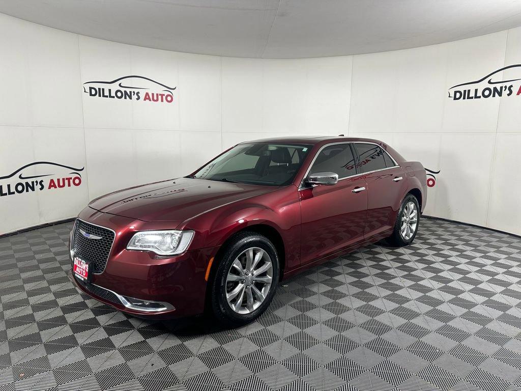 Used 2018 Chrysler 300 Limited w/ Safetytec Plus Group image 2