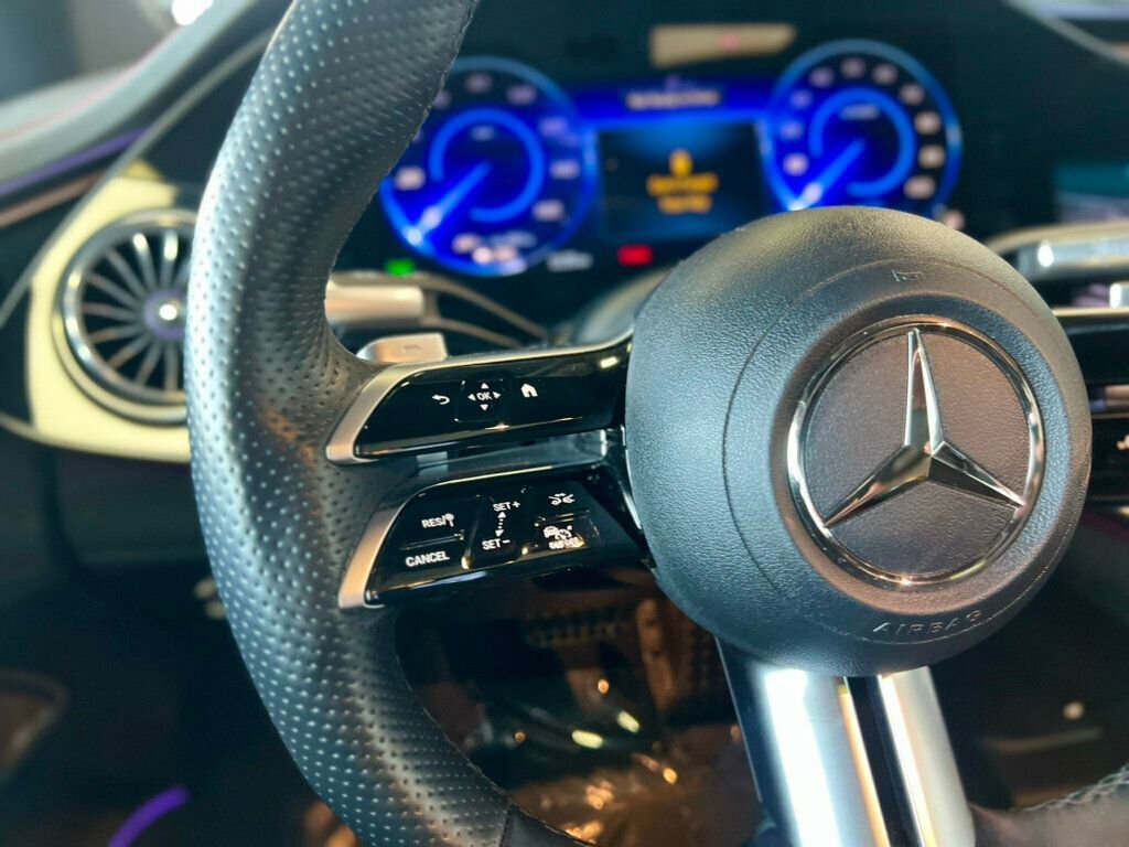 Used 2023 Mercedes-Benz EQS 580 4MATIC Sedan image 20