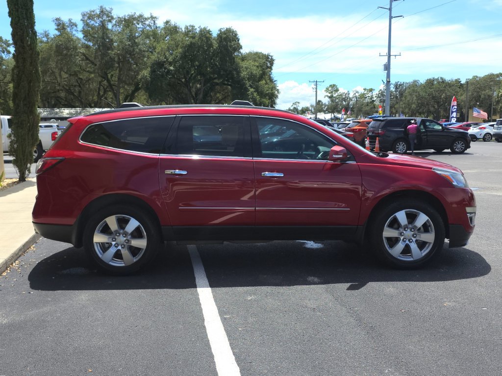 Used 2014 Chevrolet Traverse LTZ FWD image 4