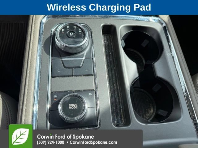 Used 2018 Ford Expedition Max XLT w/ Equipment Group 202A AWD/4WD image 14