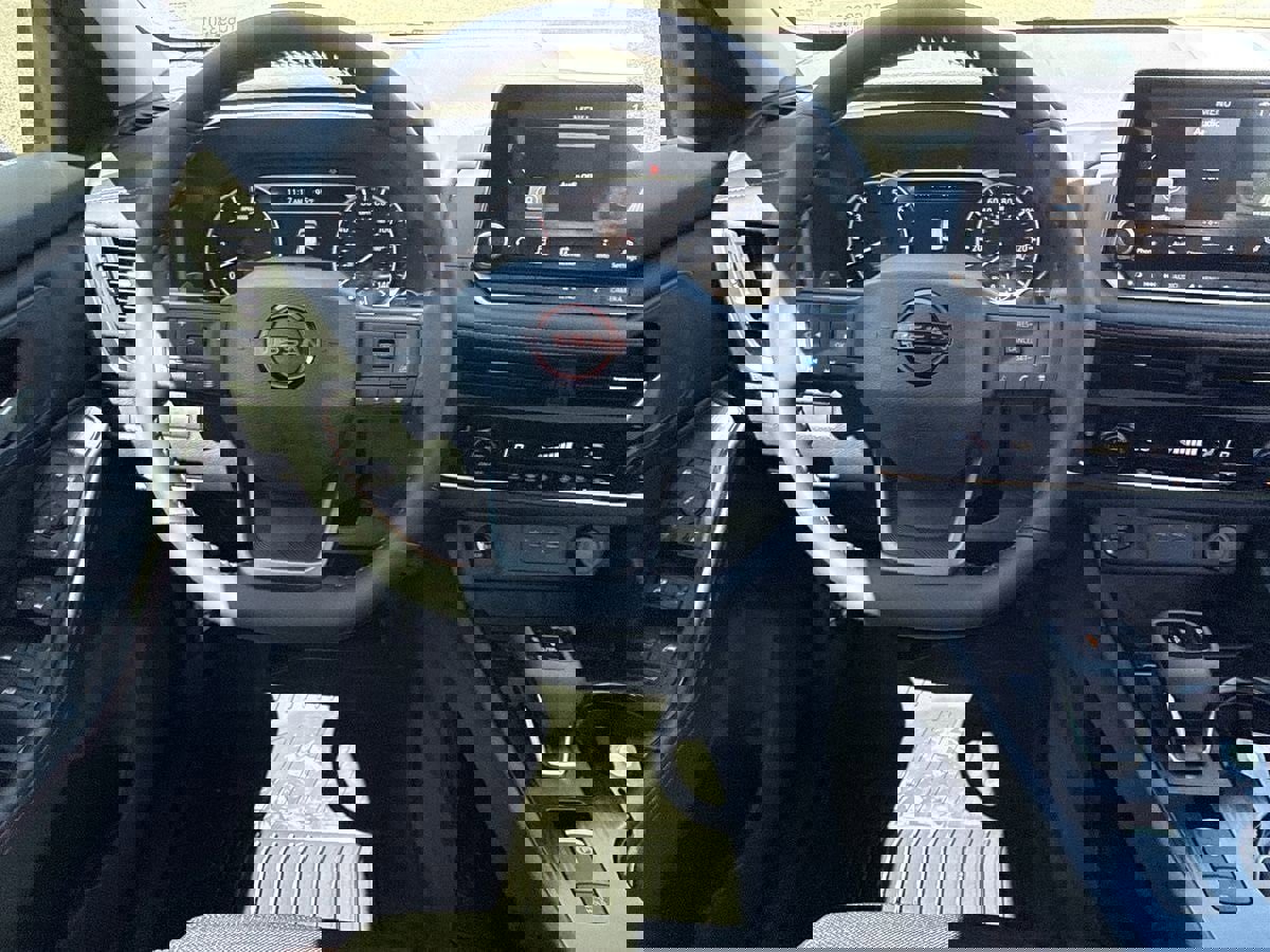 New 2026 Nissan Rogue SV image 15