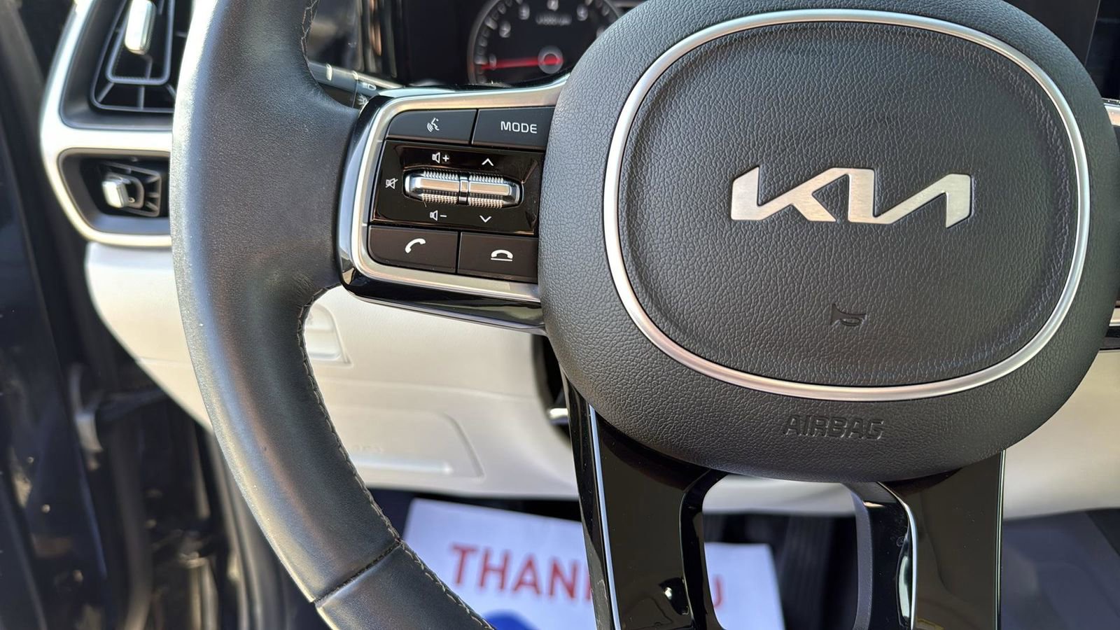 Used 2023 Kia Sorento EX w/ Panoramic Sunroof Package image 17