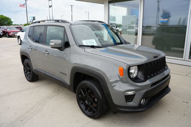 Used 2019 Jeep Renegade Altitude w/ Quick Order Package 2XM AWD/4WD image 30