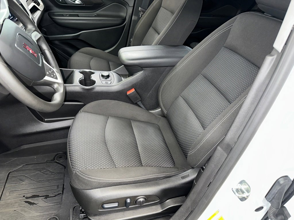 Used 2022 GMC Terrain SLE w/ Driver Convenience Package video 2