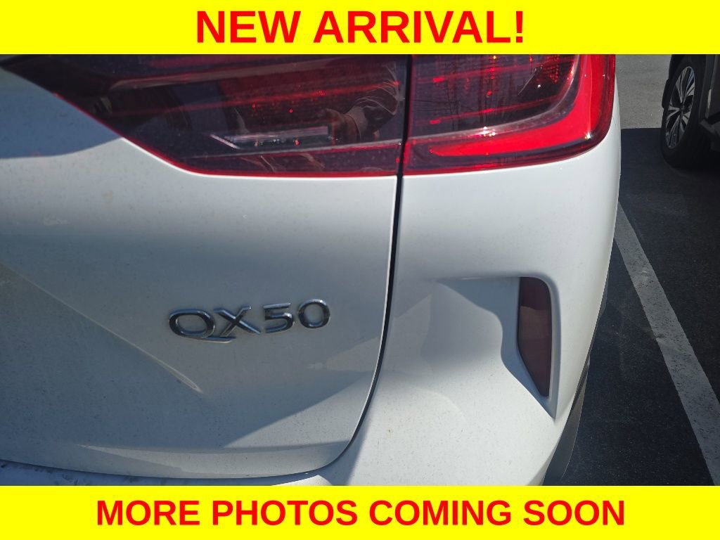 Used 2022 INFINITI QX50 Luxe w/ Cargo Package AWD/4WD image 8