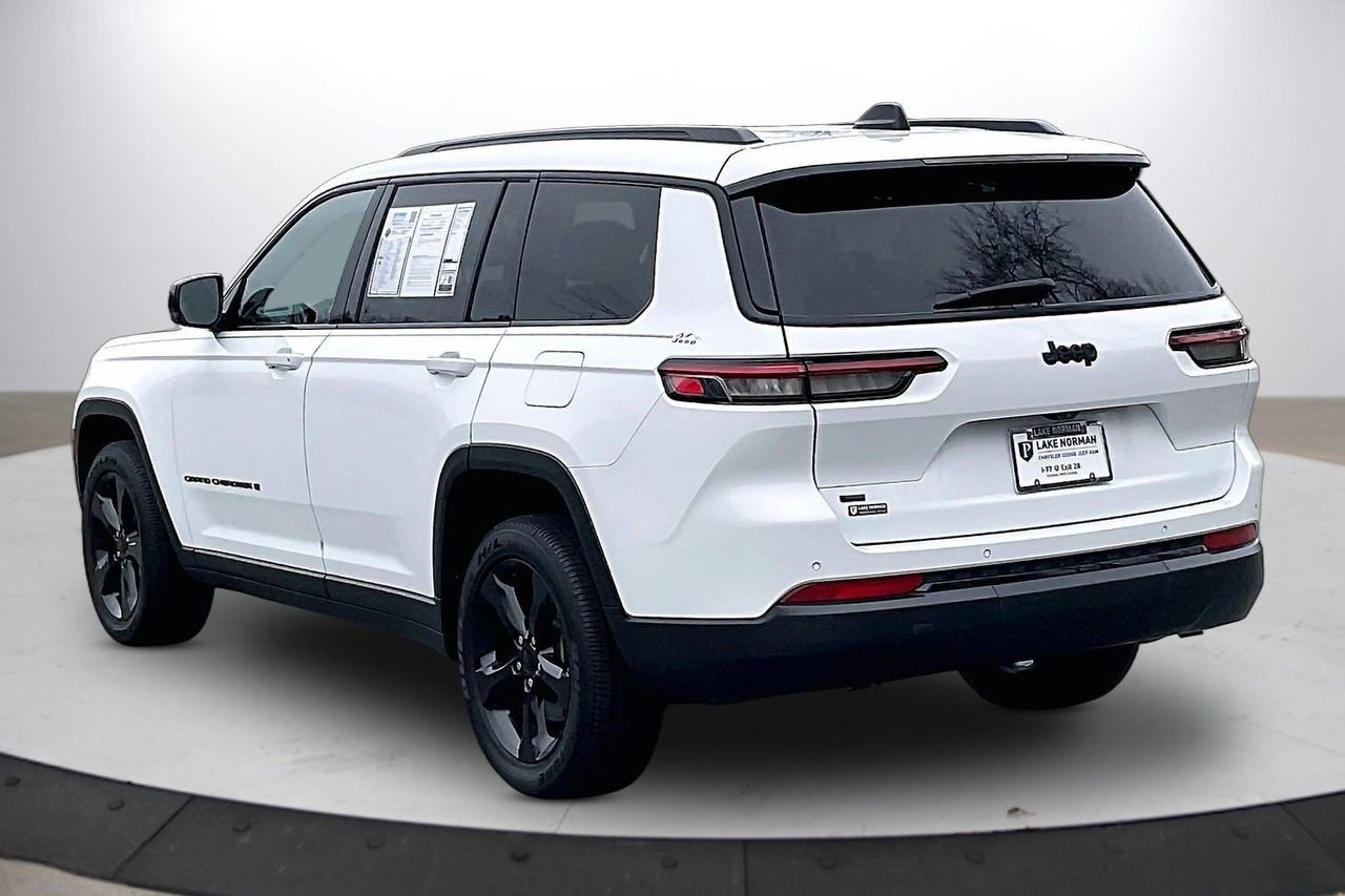 Certified 2022 Jeep Grand Cherokee L Laredo image 7