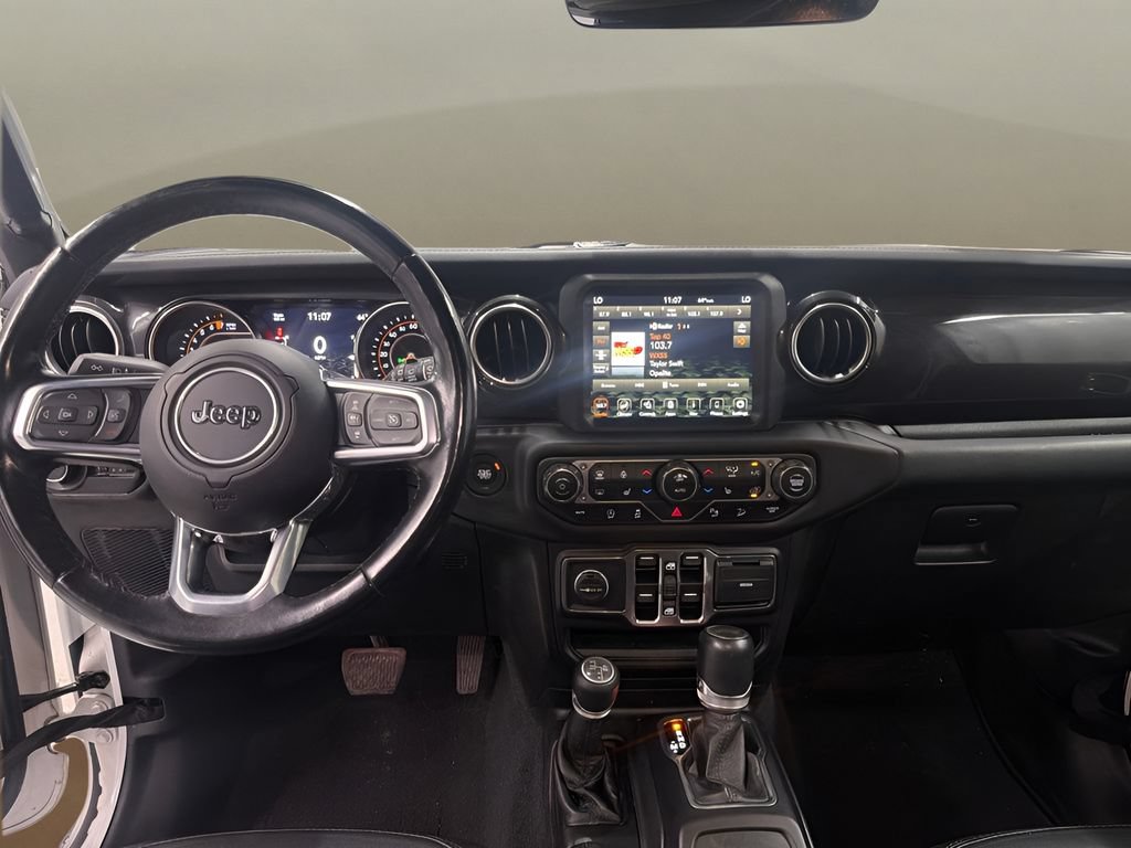 Used 2020 Jeep Wrangler Unlimited Sahara AWD/4WD image 23