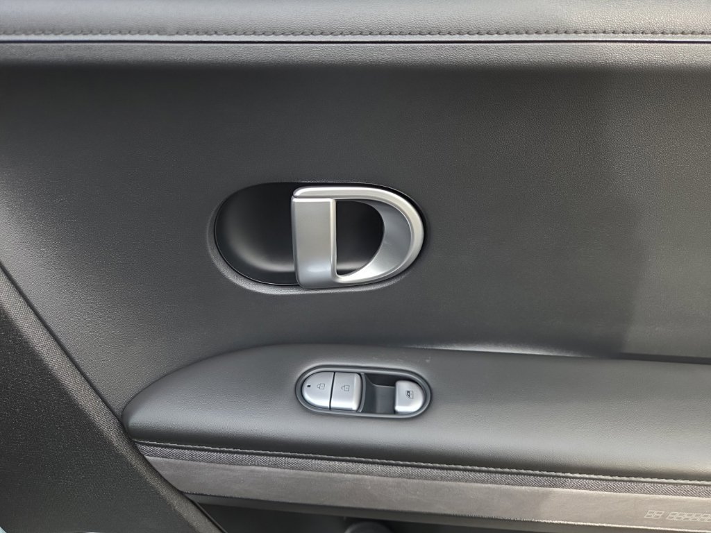 Certified 2024 Hyundai Ioniq 5 Limited AWD/4WD image 27