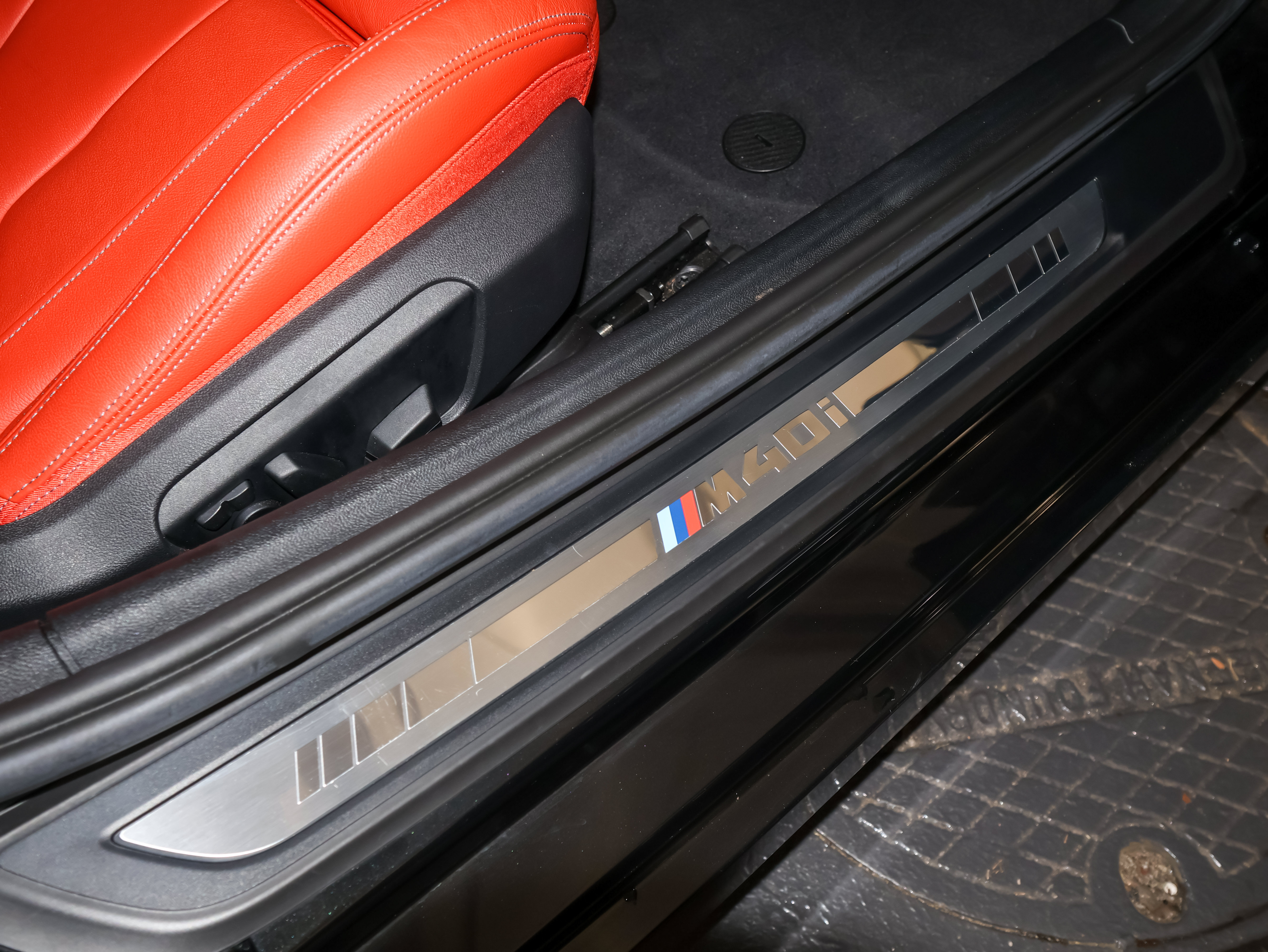 Used 2020 BMW Z4 M40i w/ Executive Package RWD image 44