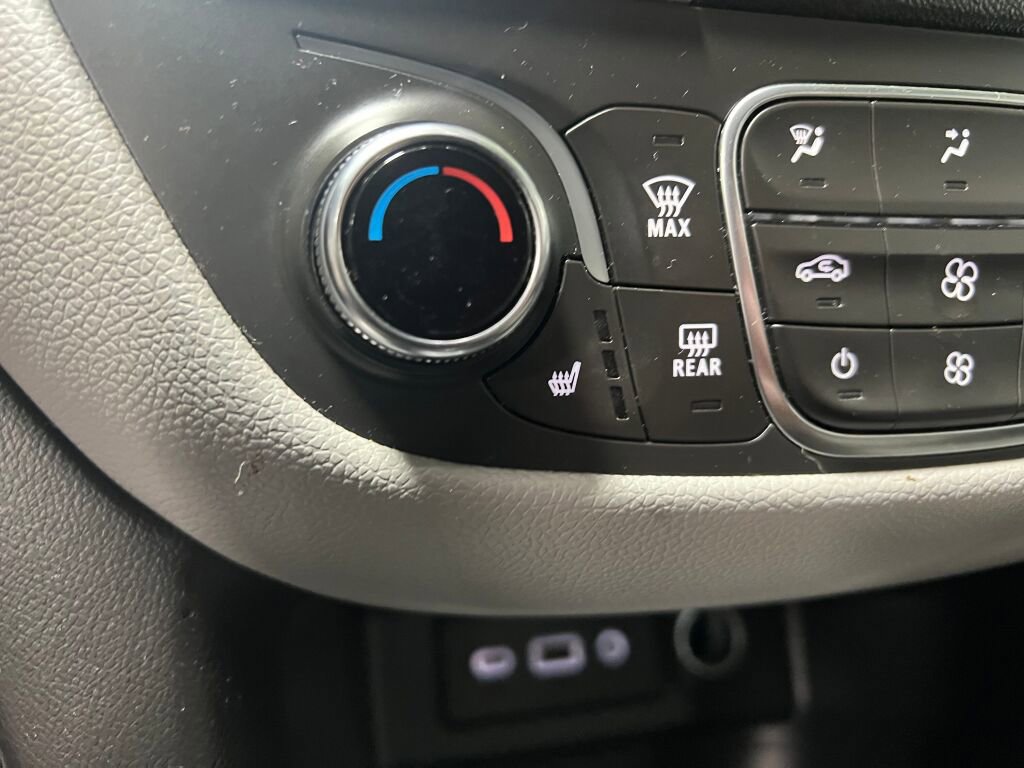 Used 2019 Chevrolet Equinox LT image 13