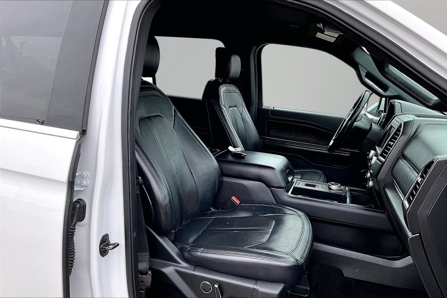 Used 2019 Ford Expedition Max Limited RWD image 7