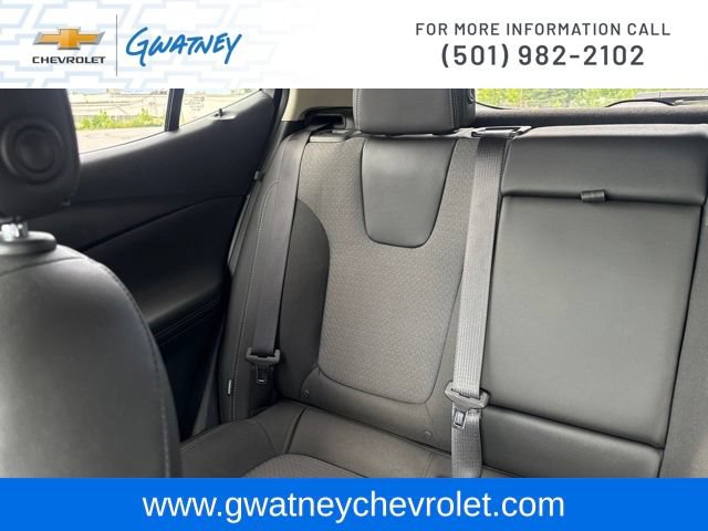 Used 2023 Buick Encore GX Select AWD/4WD image 24
