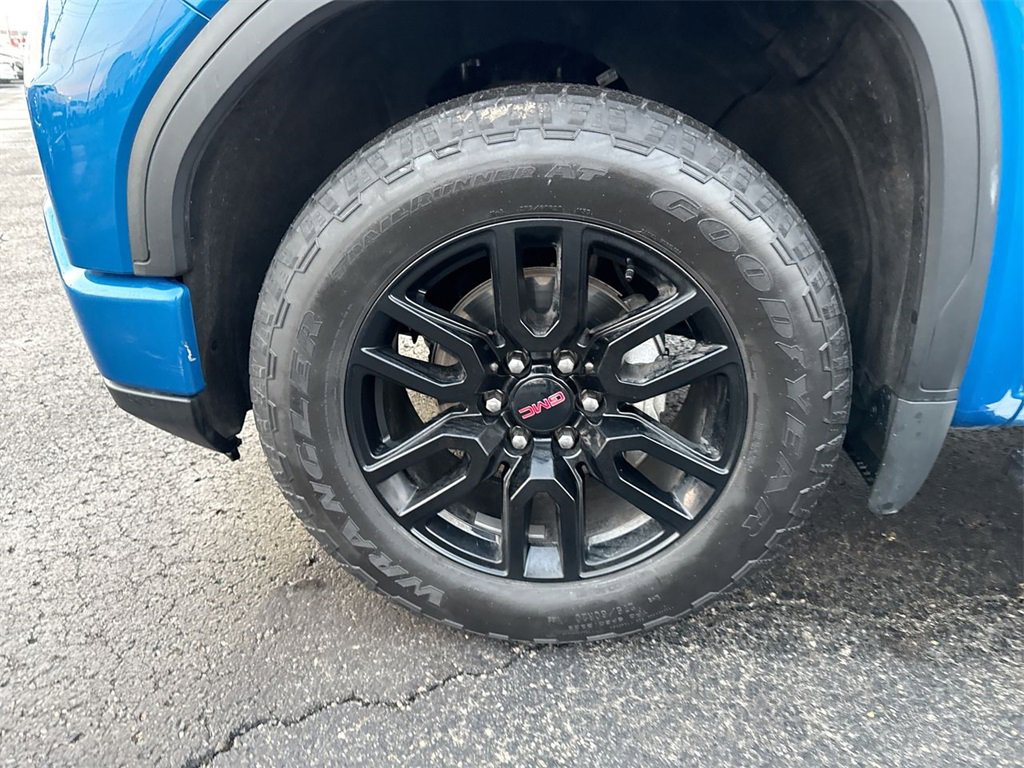 Used 2022 GMC Sierra 1500 Elevation image 10