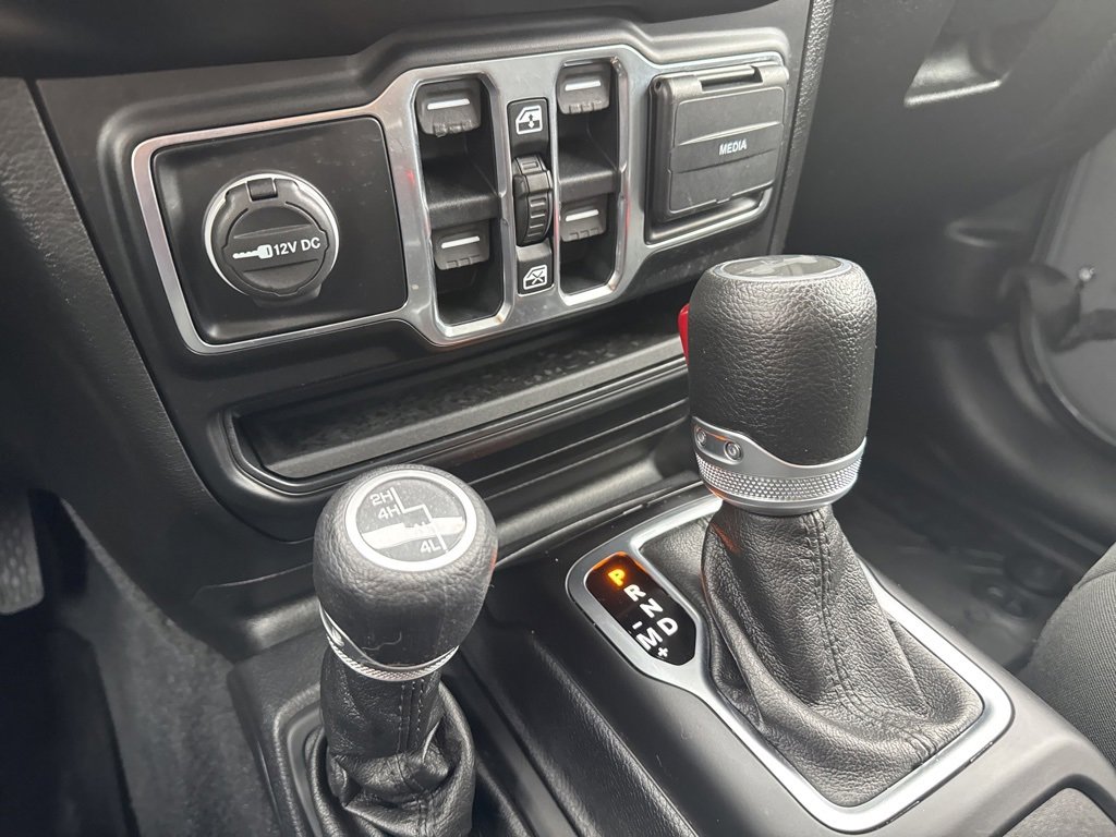 Used 2020 Jeep Wrangler Unlimited Sport image 16