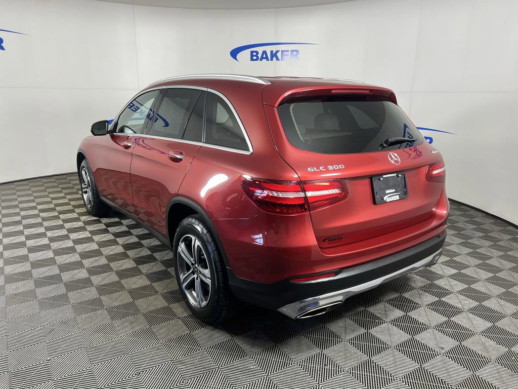 Used 2019 Mercedes-Benz GLC 300 4MATIC image 7
