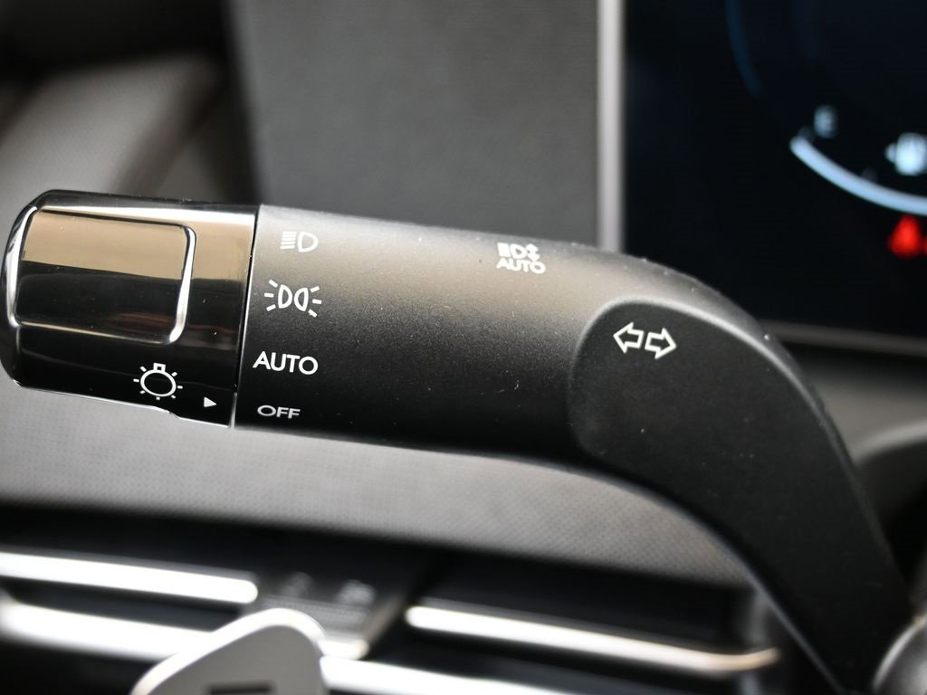 New 2026 Hyundai Tucson Limited image 28