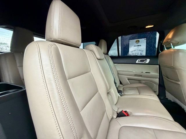 Used 2013 Ford Explorer XLT AWD/4WD image 22