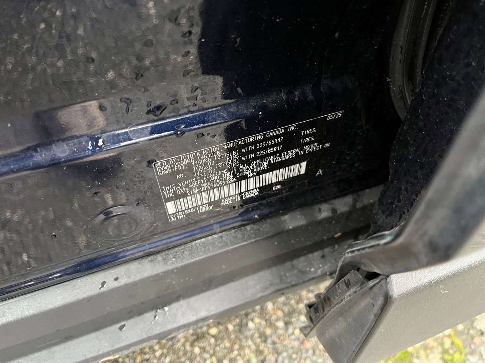 Used 2025 Toyota RAV4 XLE image 31