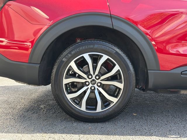 Used 2025 Ford Explorer ST-Line image 32